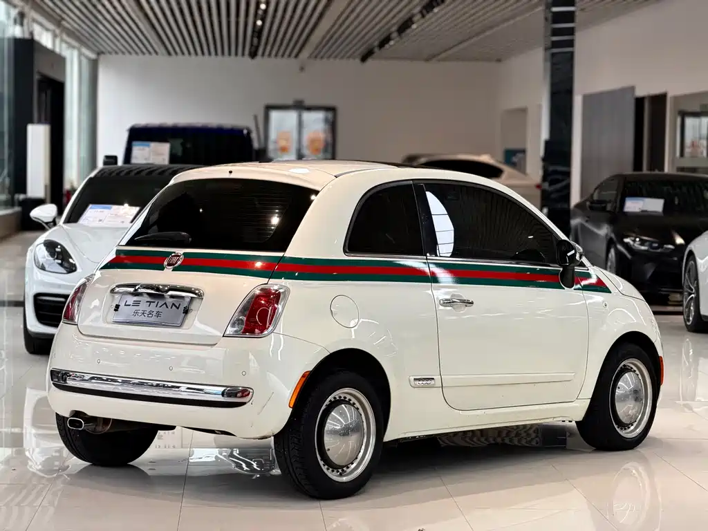 Fiat 500 1.4 L Premium