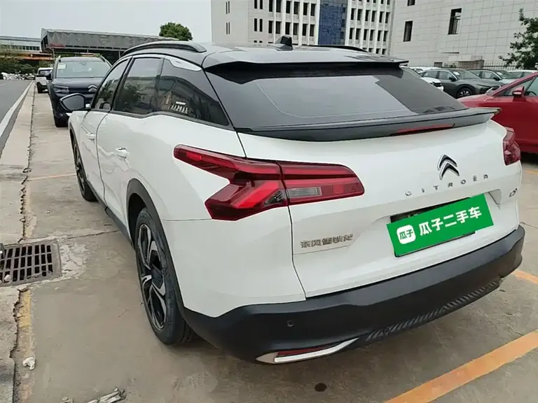 Citroën C5 X 凡尔赛C5 X 2021款 1.6 T 势不凡