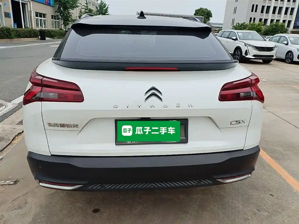 C5 X 凡尔赛C5 X 2021款 1.6 T 势不凡