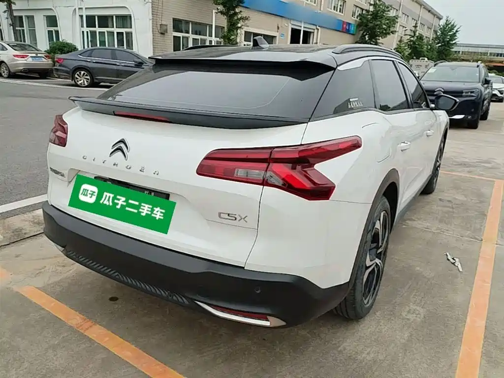 C5 X 凡尔赛C5 X 2021款 1.6 T 势不凡