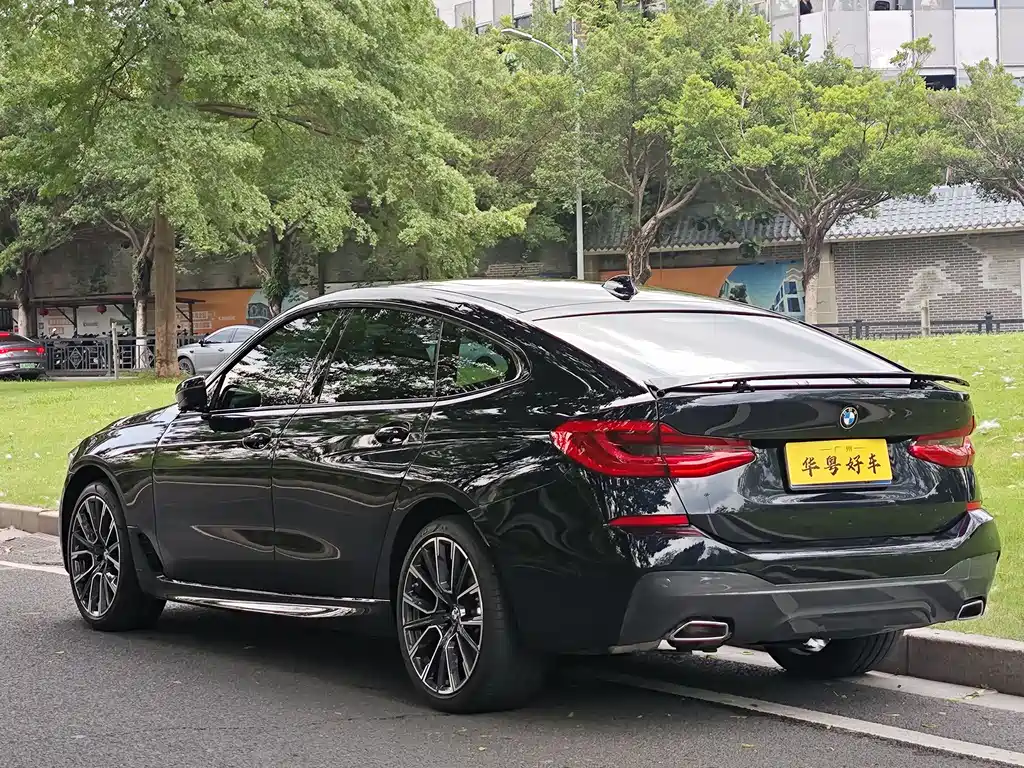 BMW 6 Series GT 630 i M Sport Premium Enjoyment Package