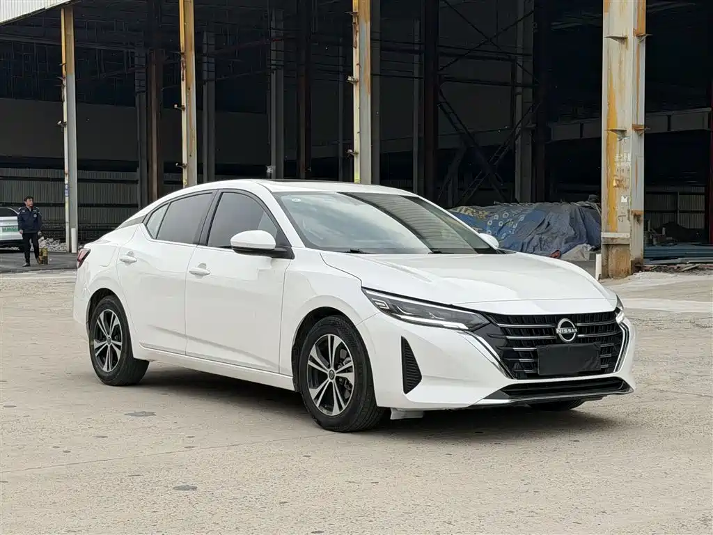 Sylphy 1.6 L CVT Joy