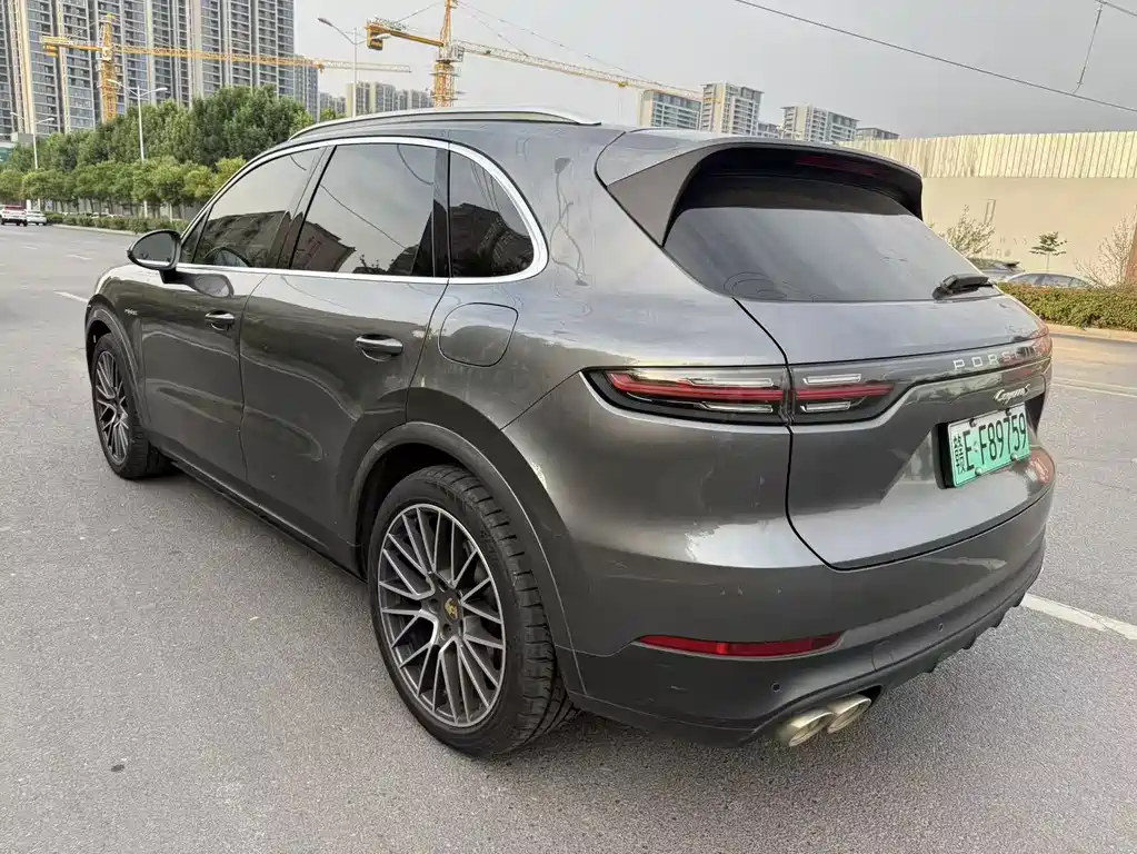 Cayenne NEV Cayenne E-Hybrid 2.0 T