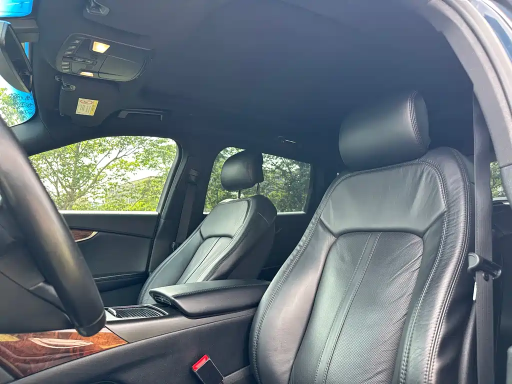 Lincoln MKX 2.7 T 4 WD Honor Shine