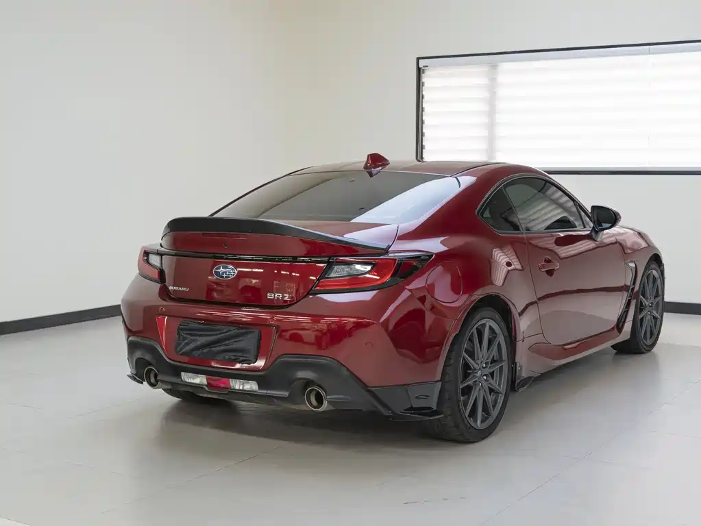Subaru BRZ 2.4 L Manual