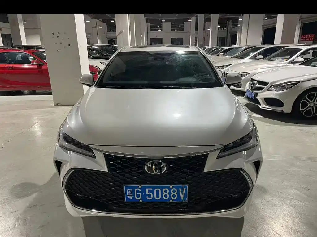 Avalon 2.5 L Luxury