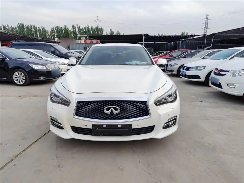 Infiniti Q50 L 2.0 T Joy