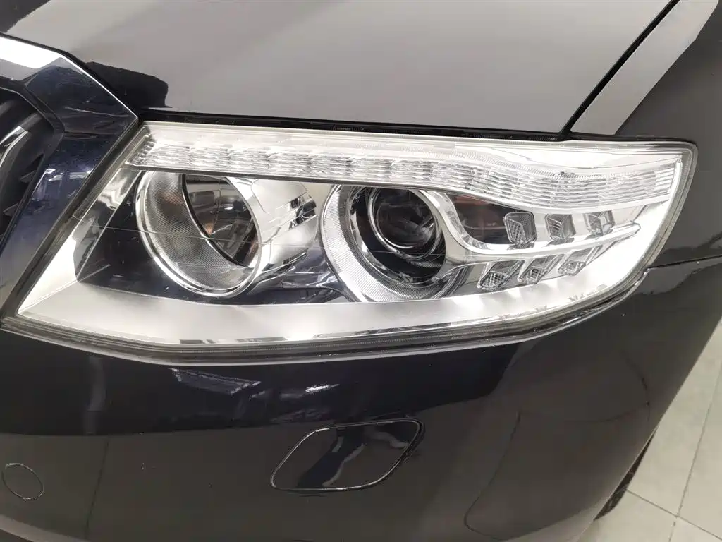 Hongqi H7 2.0 T Luxury