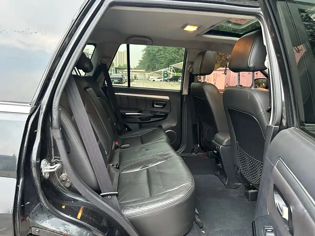 Haval H5 Classic Classic 2.0 T Manual 4 WD Distinguished