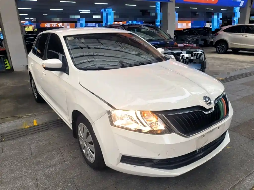 Rapid Spaceback 昕动 2019款 改款 1.5 L 自动标准版 国V