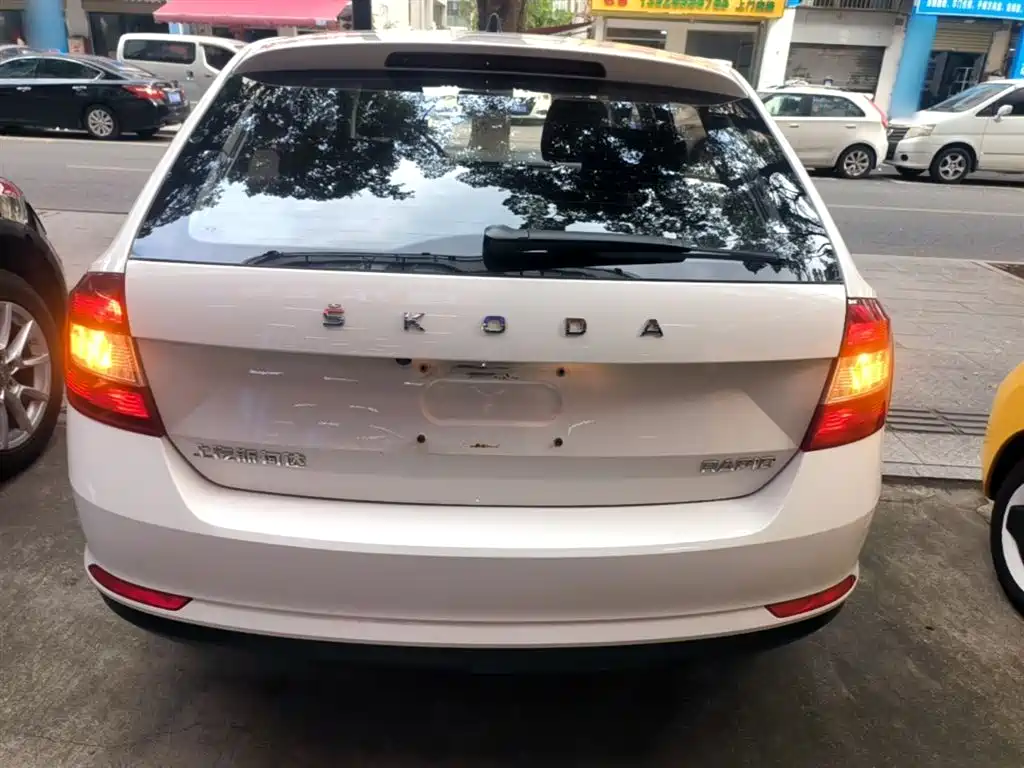 Rapid Spaceback 昕动 2019款 改款 1.5 L 自动标准版 国V