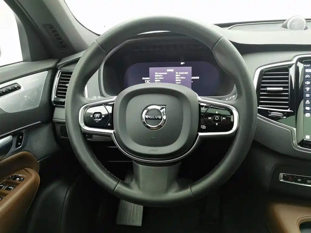 Volvo XC90 PHEV T8 RECHARGE Smart Supreme Luxury 7-seat