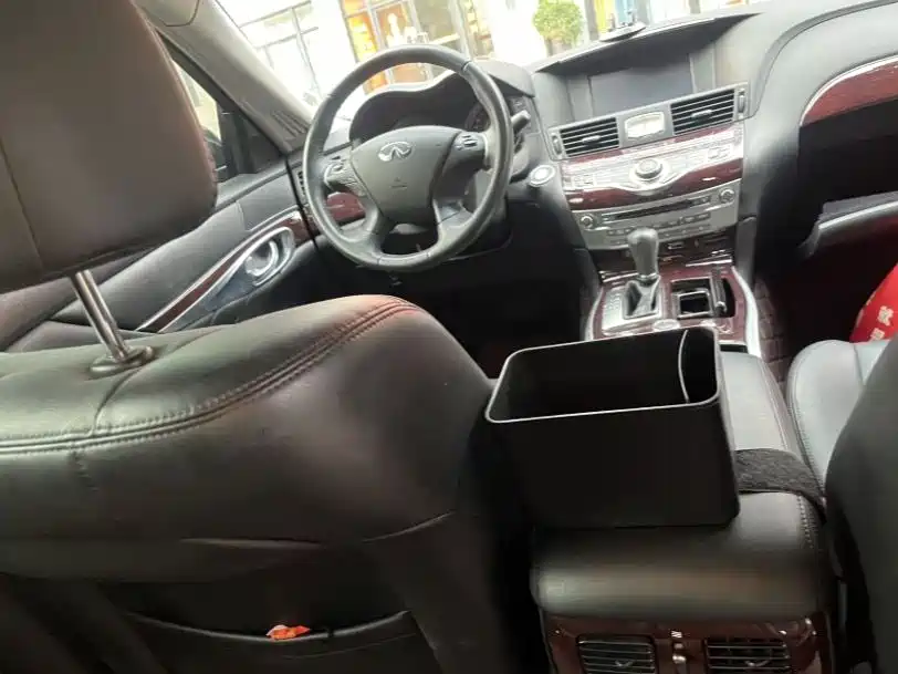 Infiniti Q70 Q70 L 2.5 L Joy