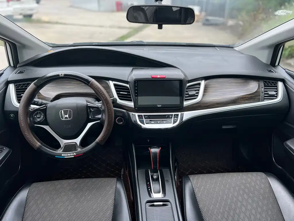 Jade 1.8 L Auto Comfort 5-seat