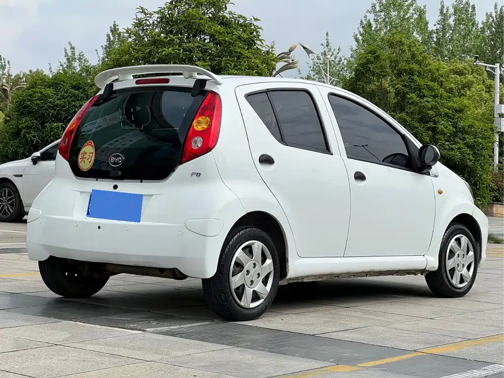 BYD F0 1.0 L AMT Xuan Cool