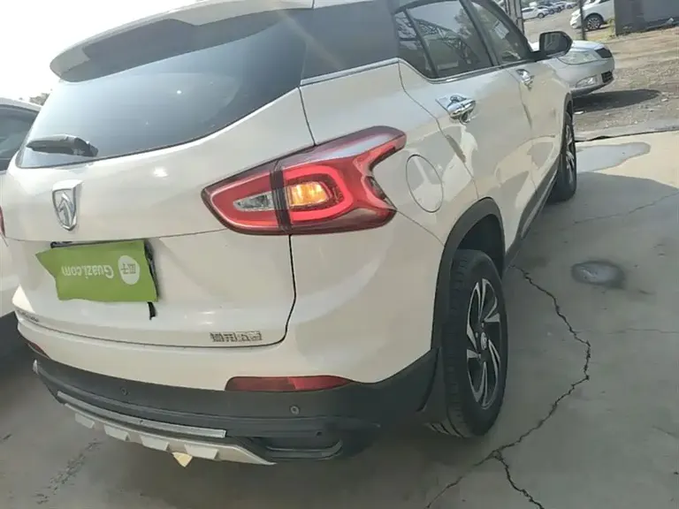 Baojun 510 1.5 L Manual Luxury