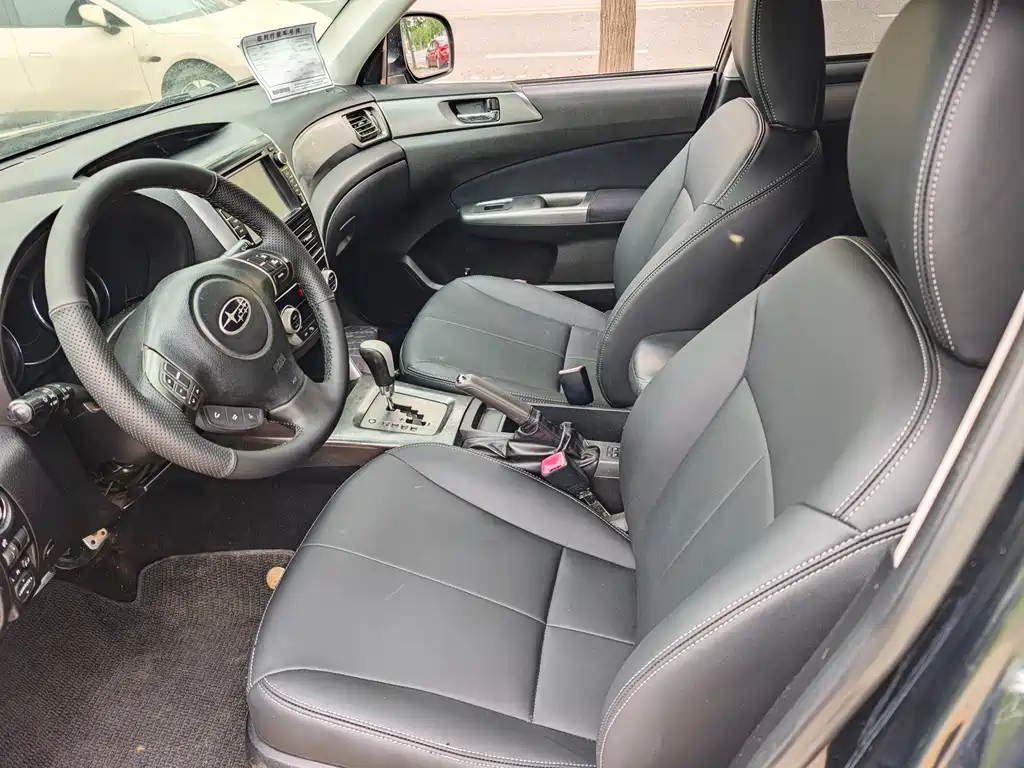 Forester 森林人 2012款 经典 2.5 XS 自动豪华导航版
