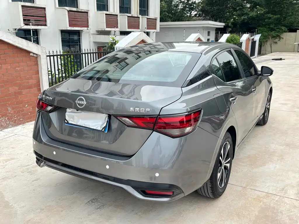 Sylphy 1.6 L XL CVT Joy