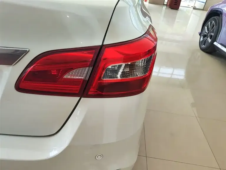 Nissan Sylphy Classic 1.6 XE CVT Comfort