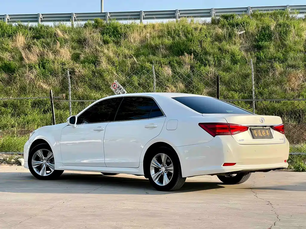 Crown 2.0 T Pioneer