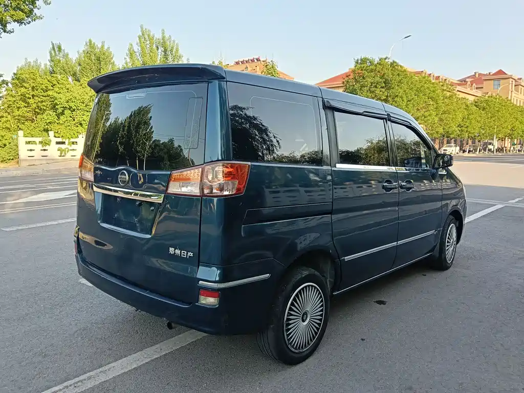 Shuaike 1.6 L Manual Luxury 7-seat