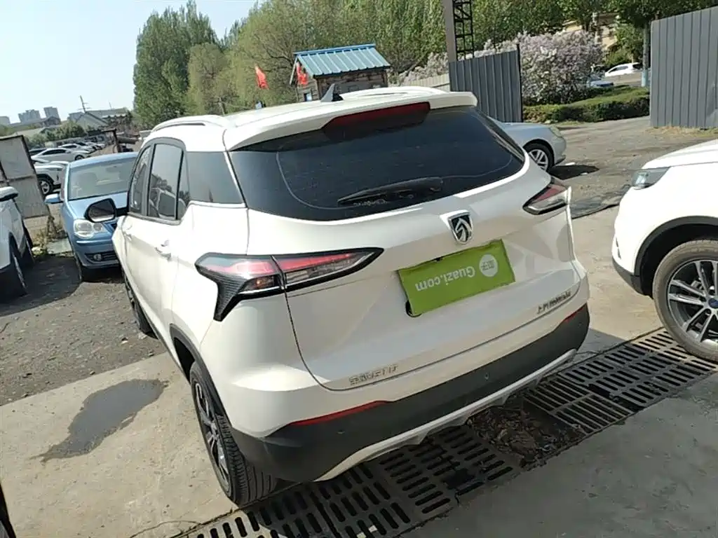 Baojun 510 1.5 L CVT Enjoyment CN-VI