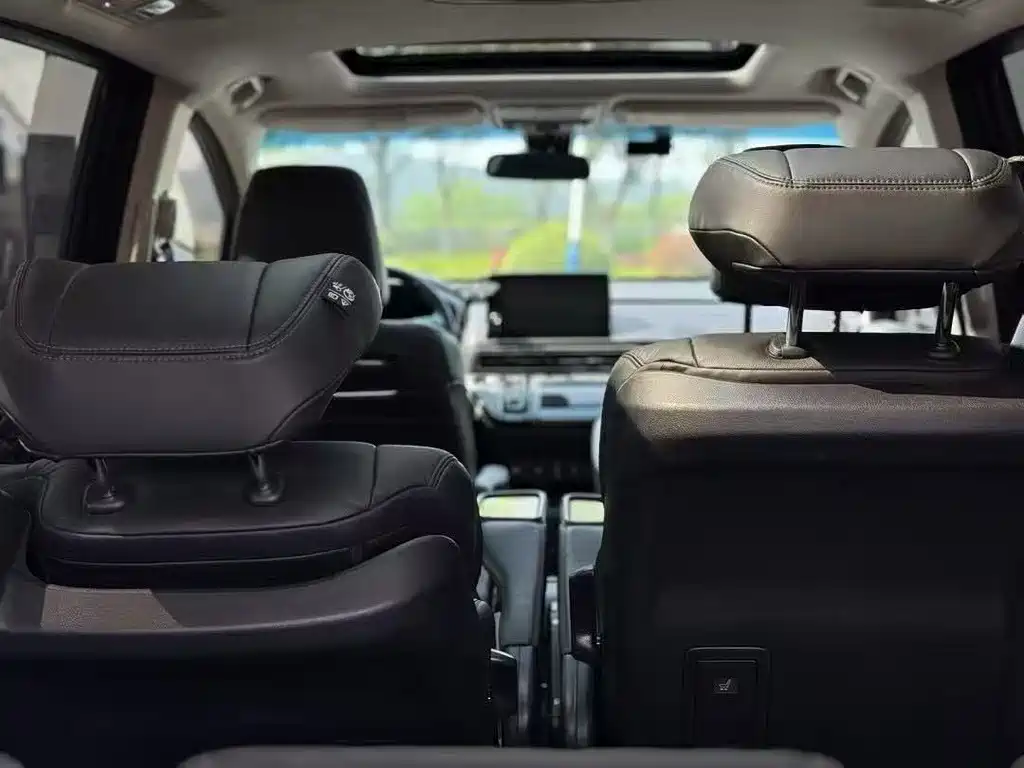 Elysion 2.0 L e:HEV Luxury
