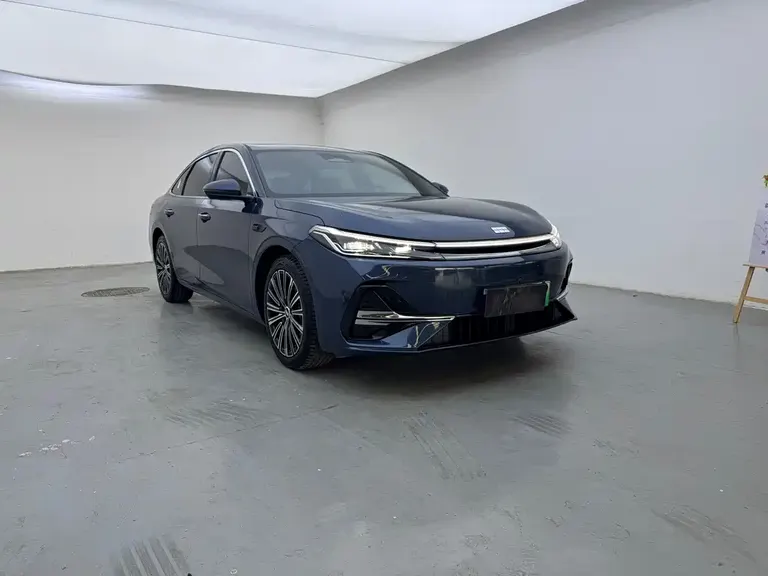 Geely Galaxy A7 银河A7 EM 2025款 EM-i 150 km 星舰版