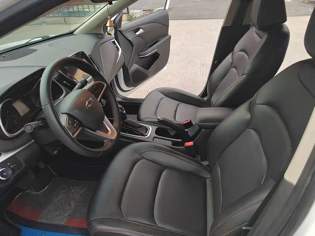 Monza Mild Hybrid Redline 320 T DCT Brisk