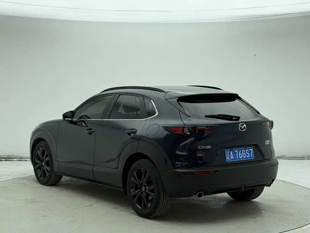 Mazda CX-30 2.0 L Auto Jiayue Obsidian
