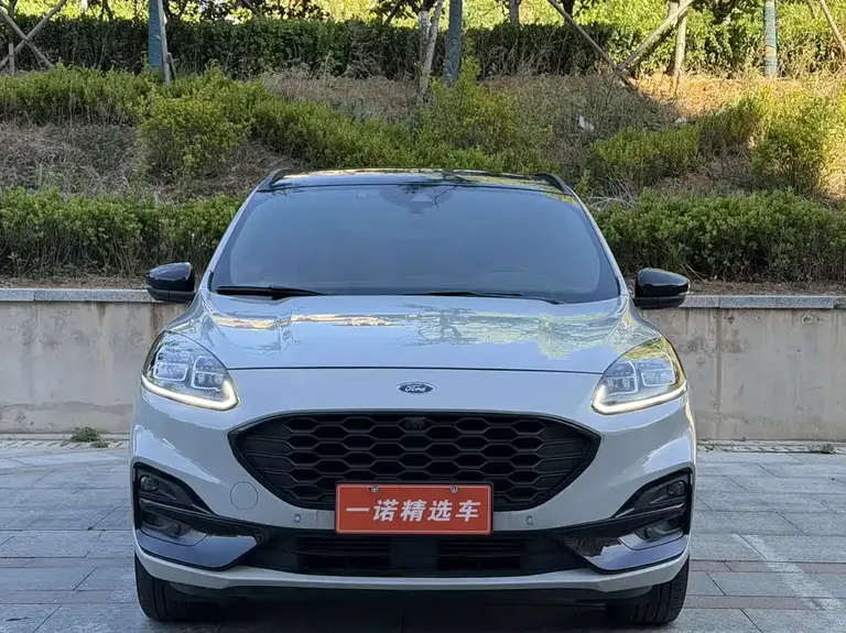 Ford Escape EcoBoost 245 4 WD Indulge ST-Line Pro