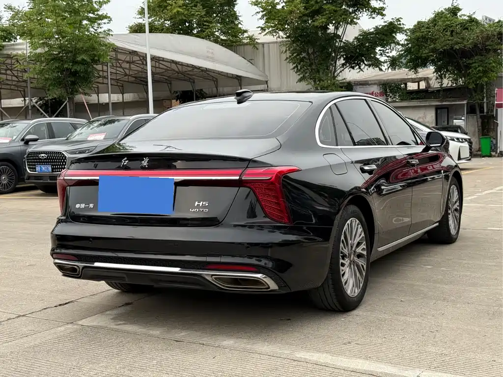 Hongqi H5 2.0 T Auto Connected Flagship