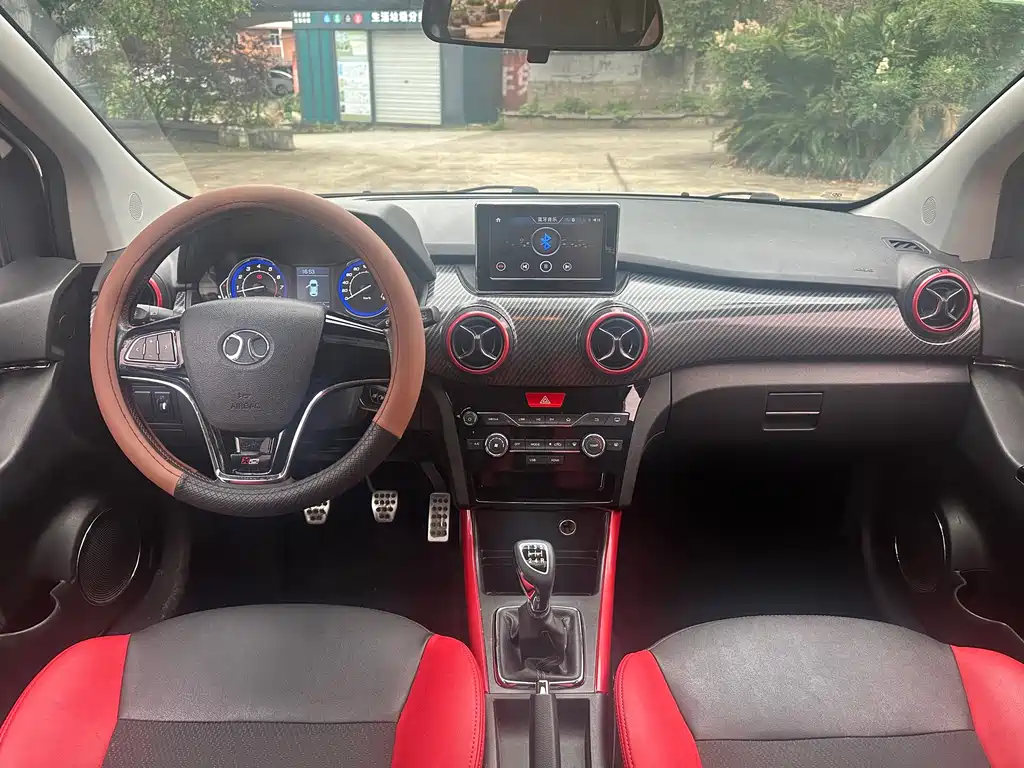 Senova X25 1.5 L Manual Elite