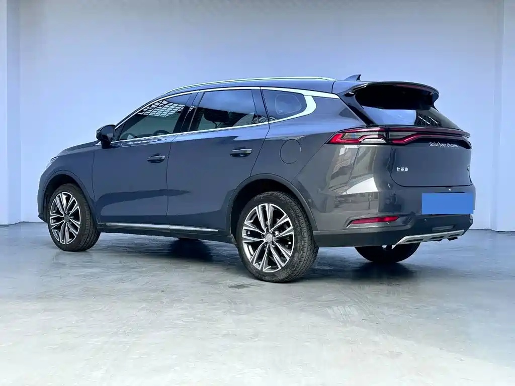 Tang 2.0 T Auto Connected Distinguished 7-seat CN-V