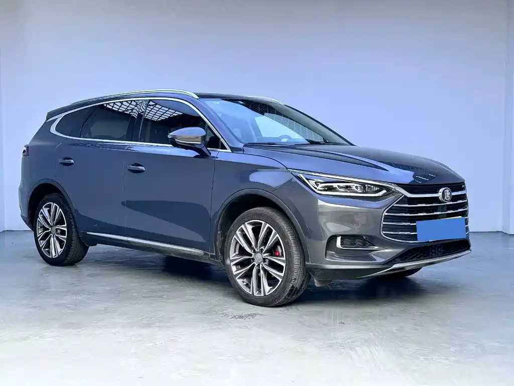 Tang 2.0 T Auto Connected Distinguished 7-seat CN-V