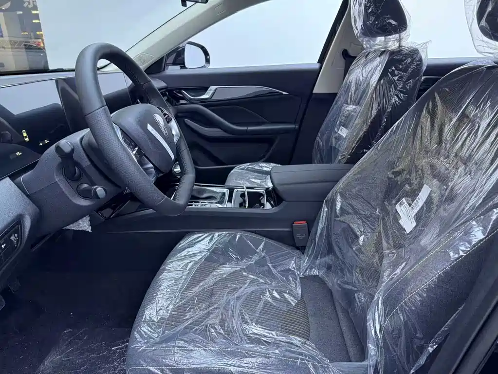 Besturn B70 奔腾B70 2026款 龙耀版 1.5 T 欢享定制型