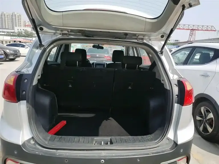 JAC Refine S3 瑞风S3 2014款 1.5 L 手动豪华型