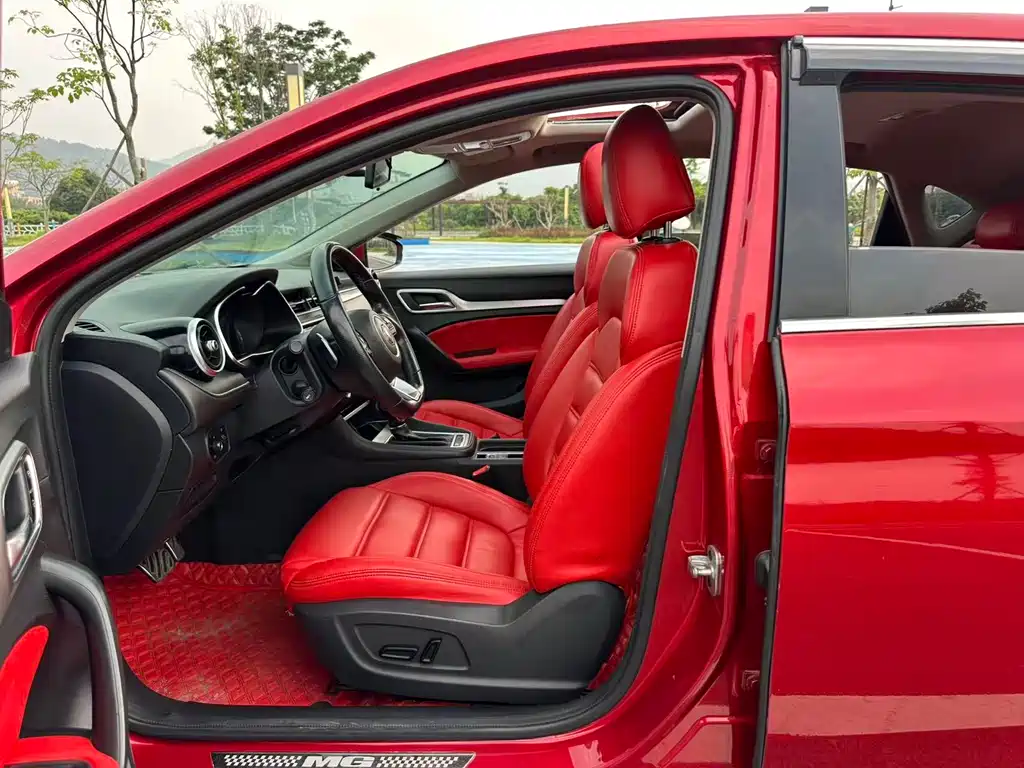 MG6 20 T Auto Luxury Connected CN-V