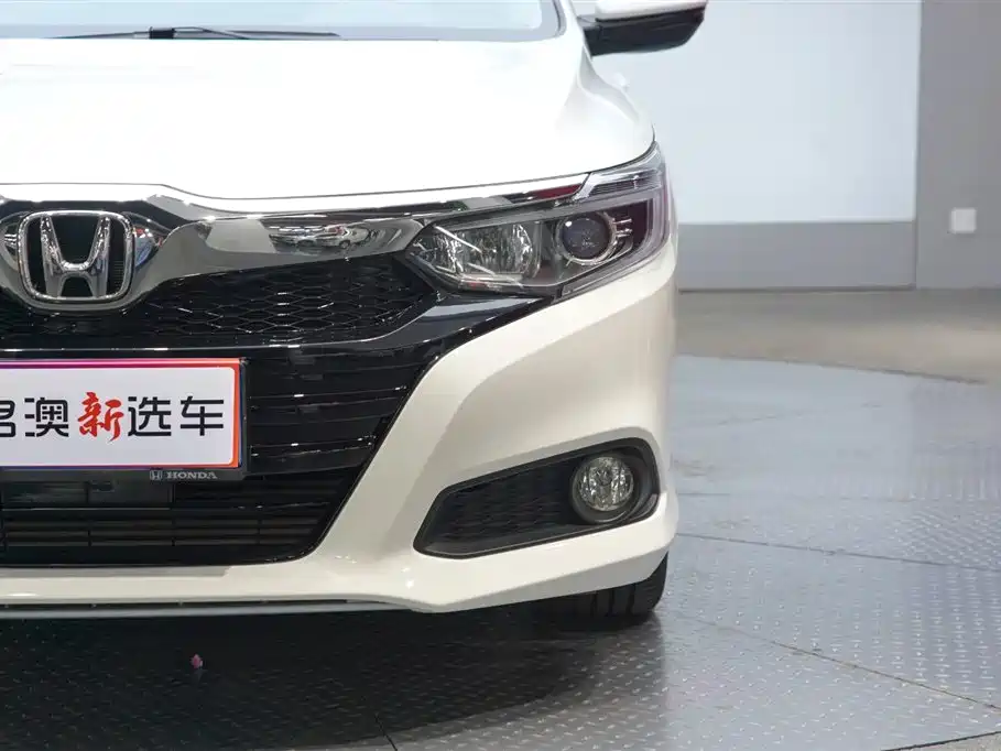 Crider 180 Turbo CVT Luxury CN-V