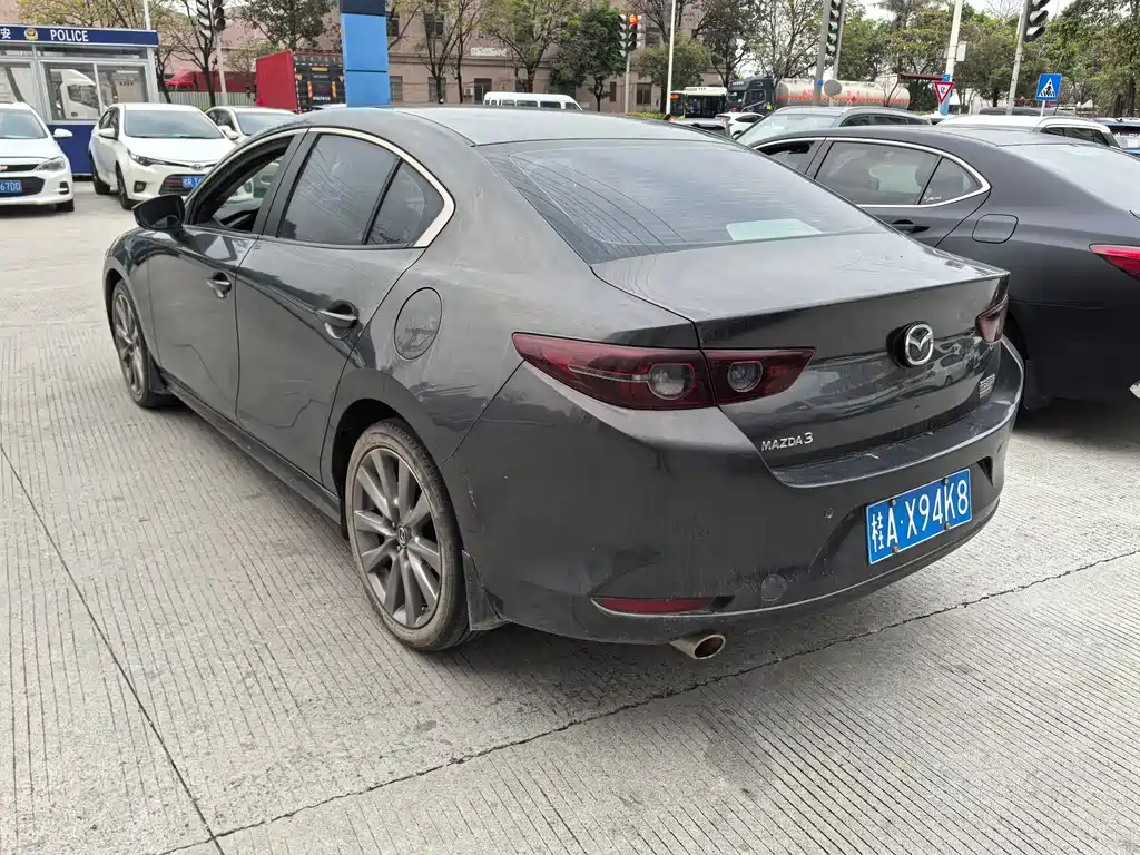 Mazda 3 Axela 2.0 L Auto Quality Dazzle