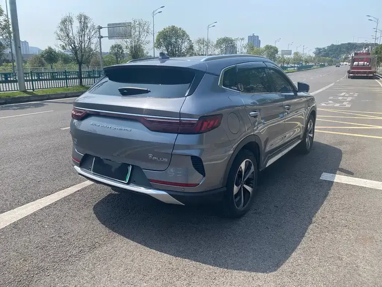 BYD Song PLUS NEV DM-i 110 KM Flagship