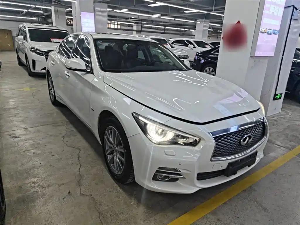 Infiniti Q50 L 2.0 T Joy