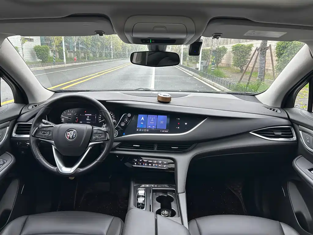 Enclave 28 T 2 WD Luxury