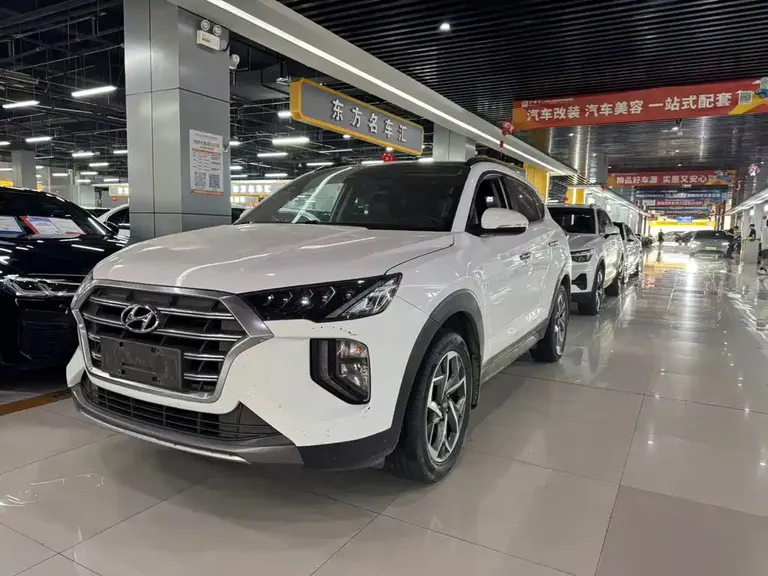 Hyundai Tucson 280 TGDi DCT 2 WD Fashion CN-VI