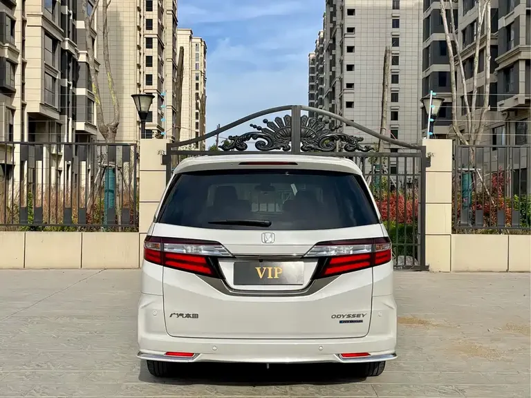 Honda Odyssey 2.0 L Sharp· Premium