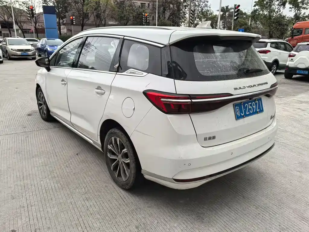 Song MAX 1.5 T Auto Connected Wise Style 7-seat CN-V