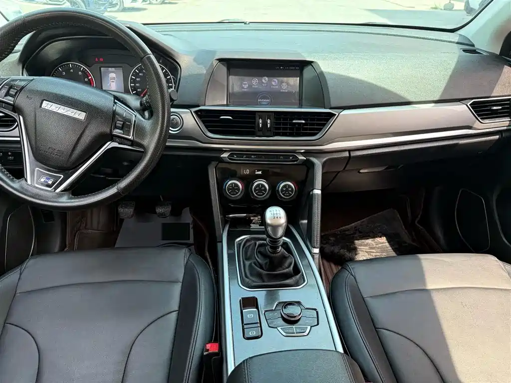 Haval H6 Blue Label Sport 1.5 T Manual 2 WD Elite