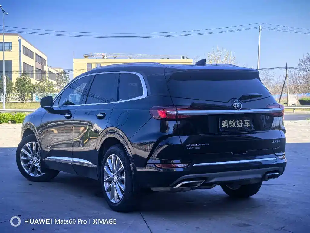 Enclave 28 T 4 WD Flagship