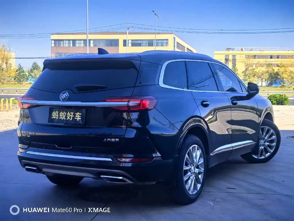 Enclave 28 T 4 WD Flagship