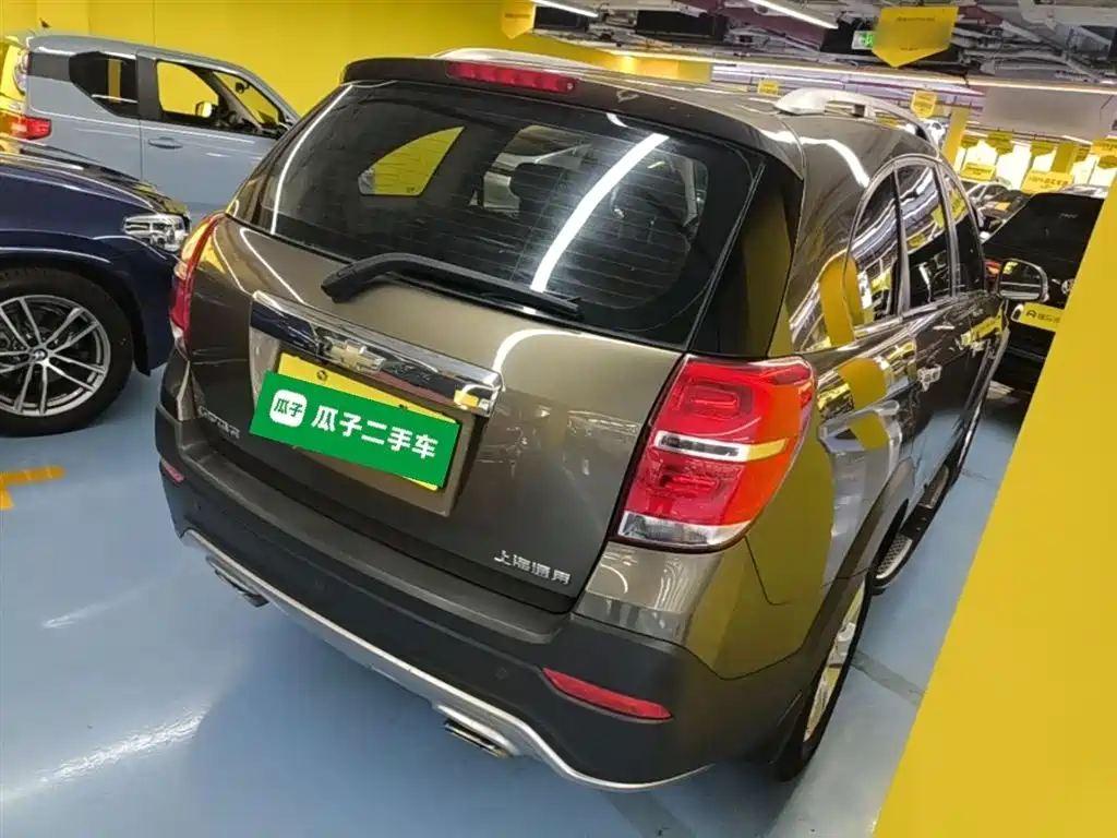 Captiva 2.4 L 2 WD City 7-seat